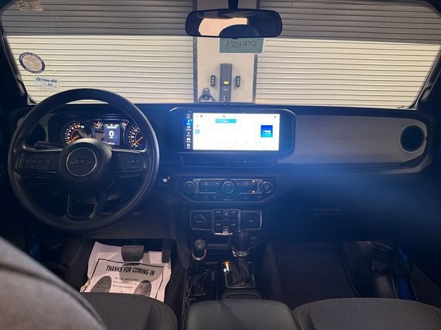 Photo 12