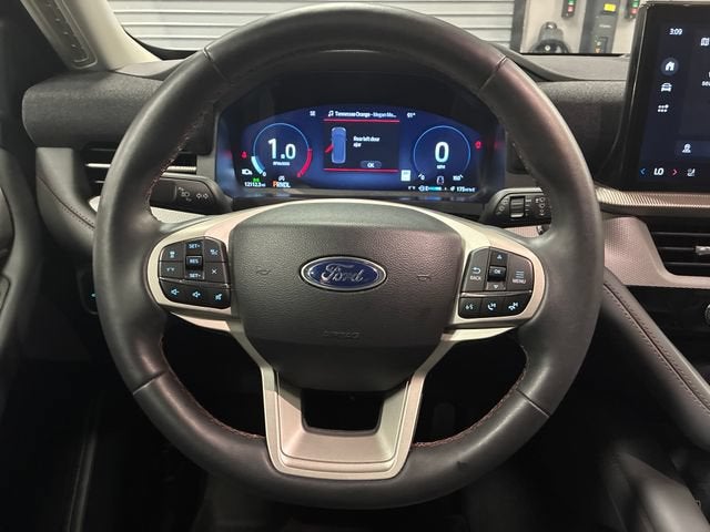 2026 Ford Explorer Active w/100A Pkg