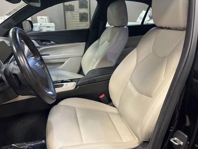 2023 Cadillac CT4 Luxury
