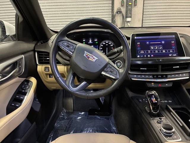 2023 Cadillac CT5 Luxury