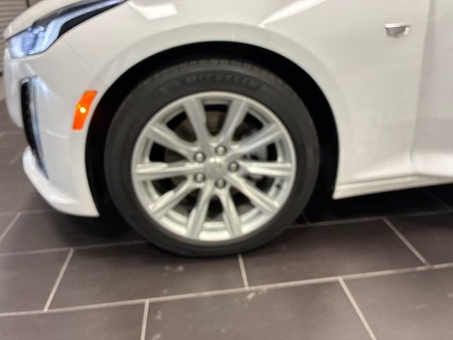 2023 Cadillac CT5 Luxury