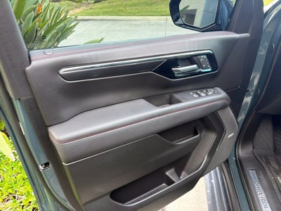 2025 Chevrolet Tahoe RST