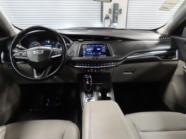 2020 Cadillac XT4 Luxury