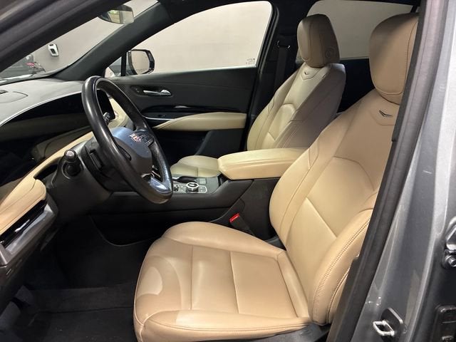 2024 Cadillac XT4 Luxury