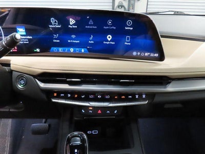 2024 Cadillac XT4 Luxury