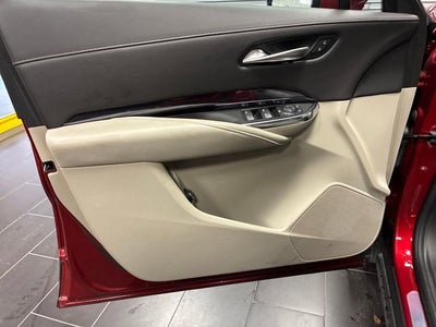 2023 Cadillac XT4 Luxury