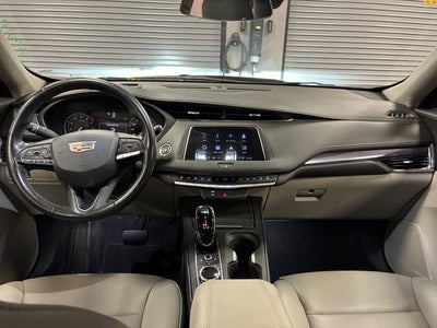 2023 Cadillac XT4 Luxury