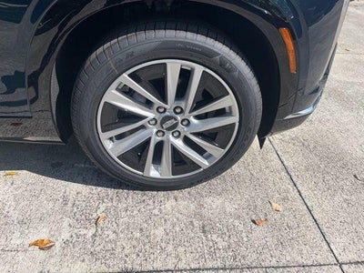 2026 Cadillac VISTIQ Luxury