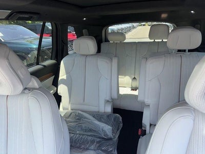 2026 Cadillac VISTIQ Luxury