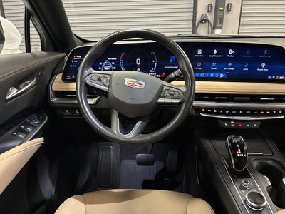 2024 Cadillac XT4 Luxury
