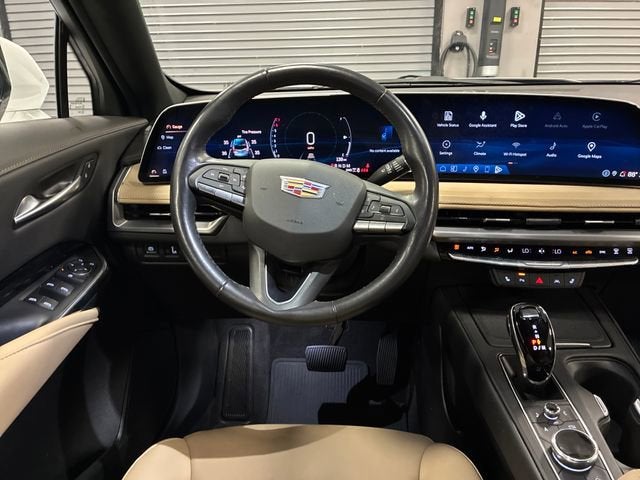 2024 Cadillac XT4 Luxury