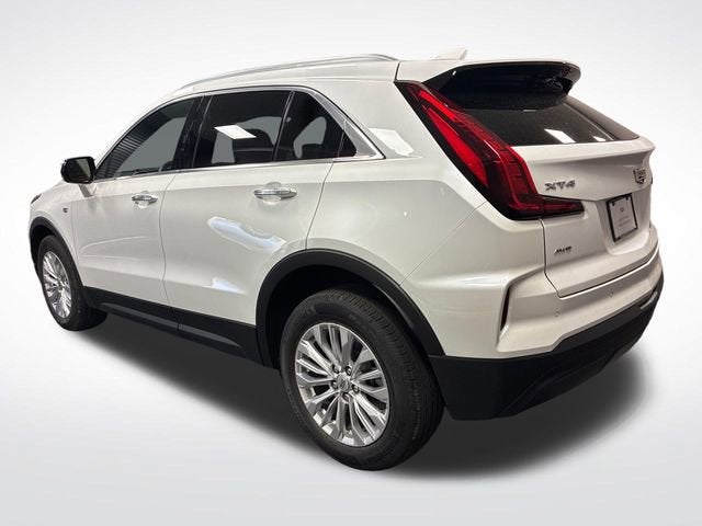 2024 Cadillac XT4 Luxury