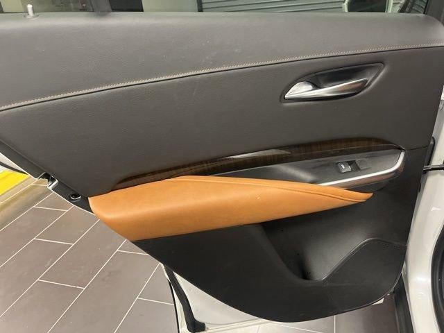 2020 Cadillac XT4 Premium Luxury