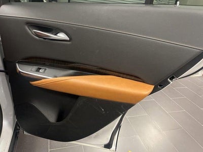 2020 Cadillac XT4 Premium Luxury