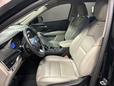 2023 Cadillac XT4 Premium Luxury