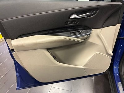 2023 Cadillac XT4 FWD Premium Luxury