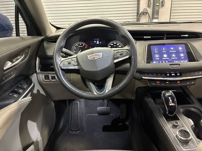 2023 Cadillac XT4 FWD Premium Luxury