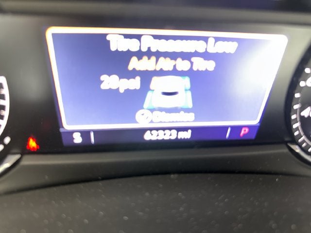2022 Cadillac XT4 FWD Premium Luxury