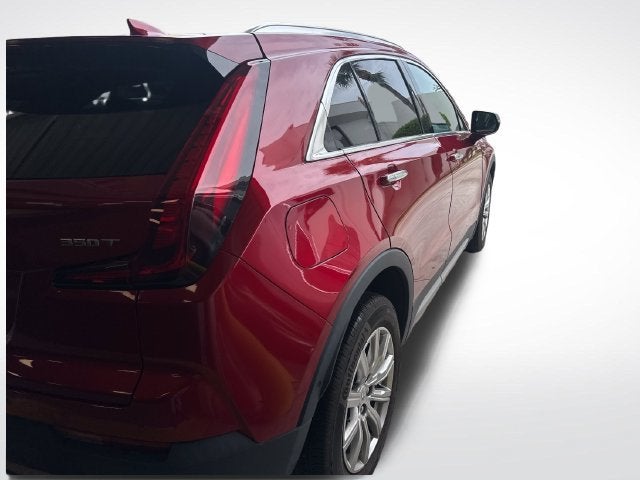 2022 Cadillac XT4 FWD Premium Luxury