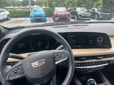 2024 Cadillac XT4 Premium Luxury