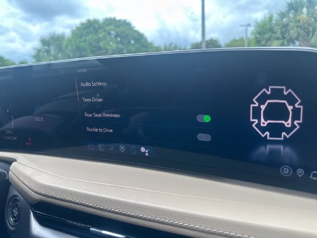 2024 Cadillac XT4 Premium Luxury