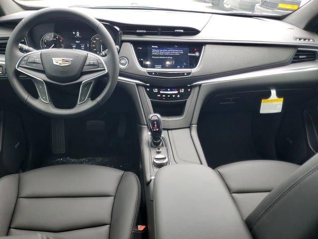 2026 Cadillac XT5 Luxury