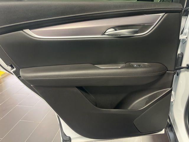 2024 Cadillac XT5 Luxury