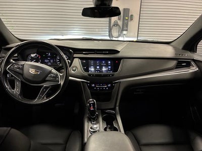 2023 Cadillac XT5 Luxury