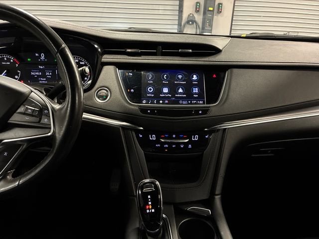 2023 Cadillac XT5 Luxury