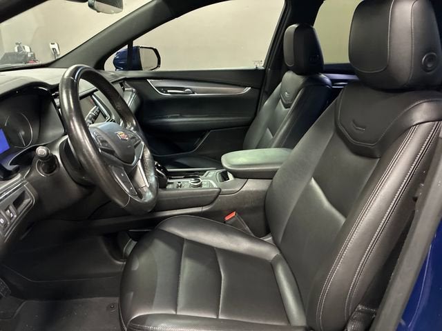2023 Cadillac XT5 Luxury
