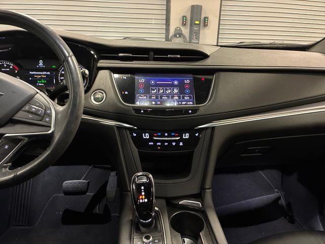 2023 Cadillac XT5 Luxury
