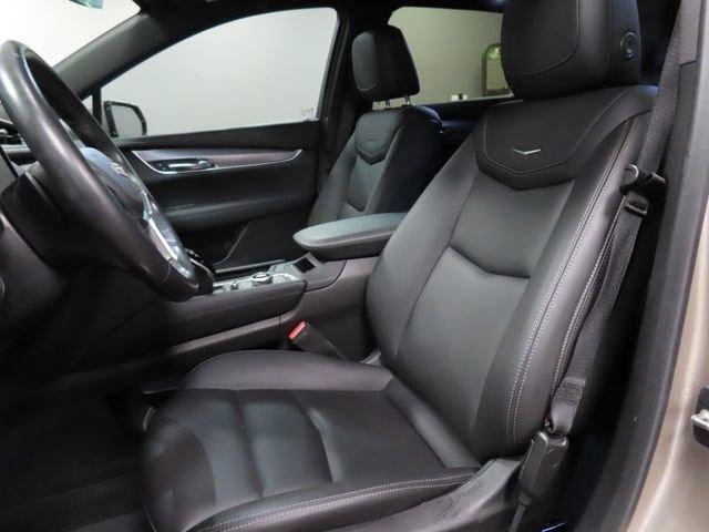 2022 Cadillac XT5 Luxury