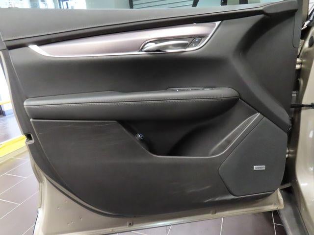 2022 Cadillac XT5 Luxury