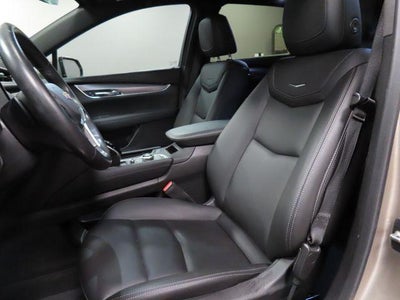 2022 Cadillac XT5 Luxury