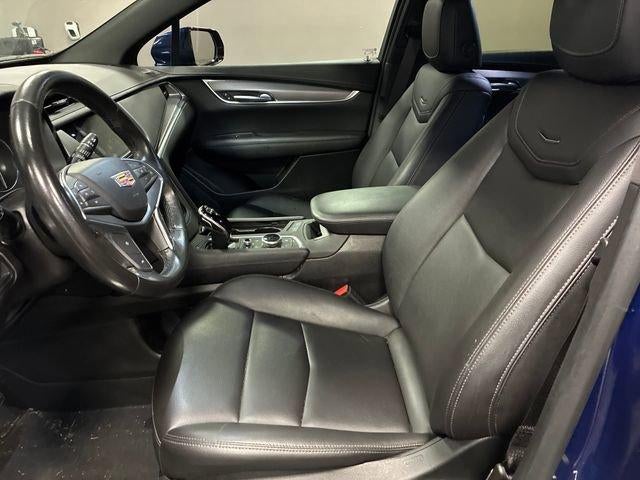2023 Cadillac XT5 Luxury