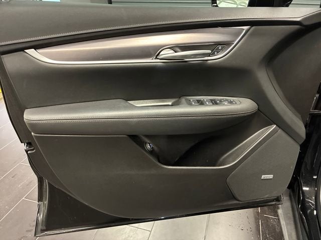 2024 Cadillac XT5 Luxury