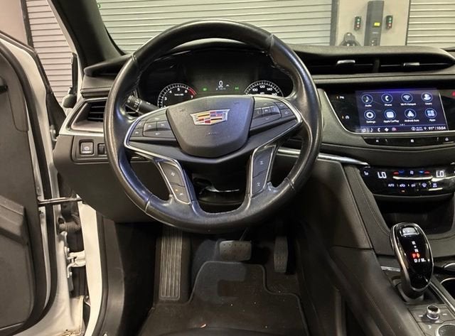 2021 Cadillac XT5 FWD Luxury