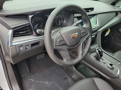2026 Cadillac XT5 Luxury
