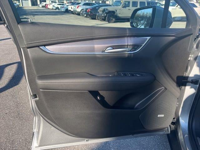 2025 Cadillac XT5 Luxury