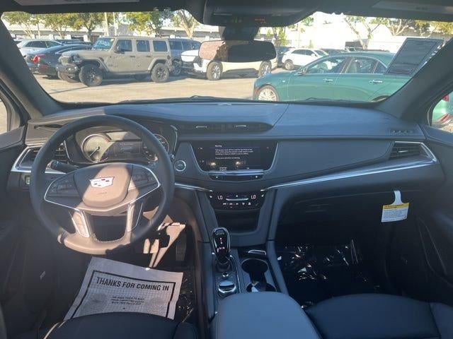 2025 Cadillac XT5 Luxury