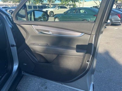 2025 Cadillac XT5 Luxury