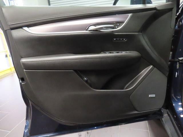 2017 Cadillac XT5 Luxury FWD