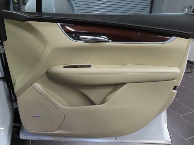 2018 Cadillac XT5 Luxury FWD