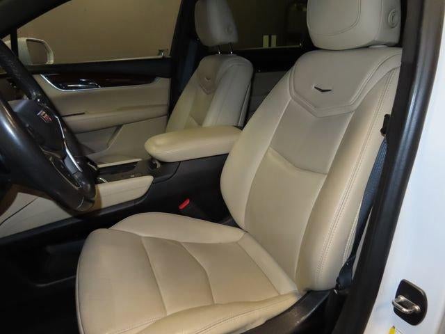 2018 Cadillac XT5 Luxury FWD