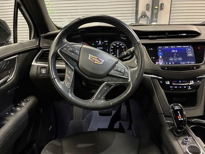 2022 Cadillac XT5 Premium Luxury