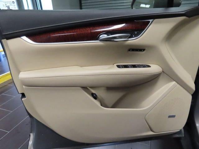 2019 Cadillac XT5 Luxury FWD