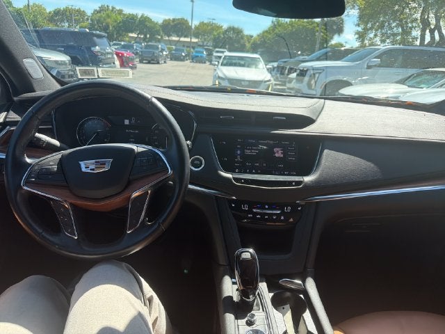 2024 Cadillac XT5 Premium Luxury