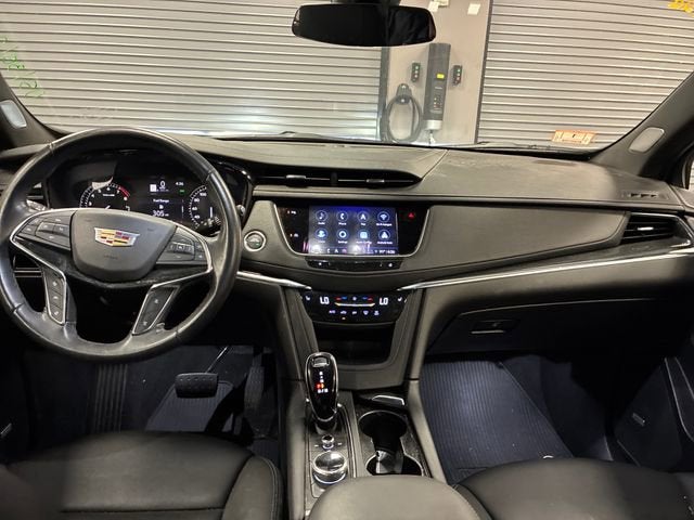 2022 Cadillac XT5 Premium Luxury