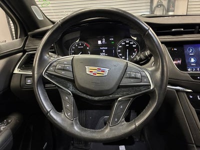 2022 Cadillac XT5 Premium Luxury