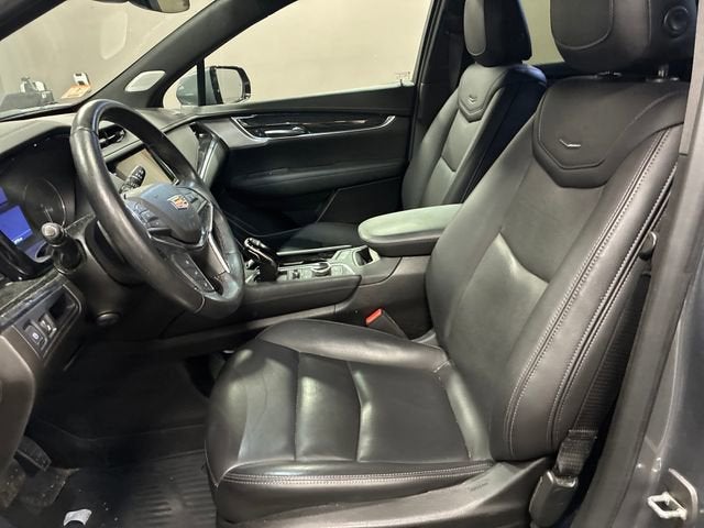 2022 Cadillac XT5 Premium Luxury